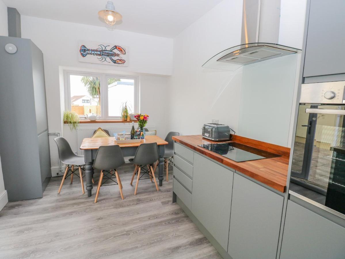 54 Pencoed Road Villa เบอรีพอร์ต ภายนอก รูปภาพ