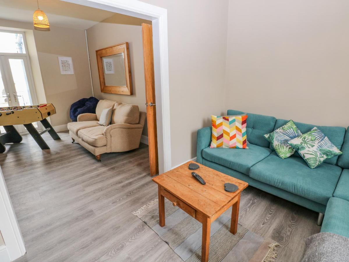 54 Pencoed Road Villa เบอรีพอร์ต ภายนอก รูปภาพ